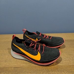 Nike Zoom Fly Flyknit Women' size 9 orange peel